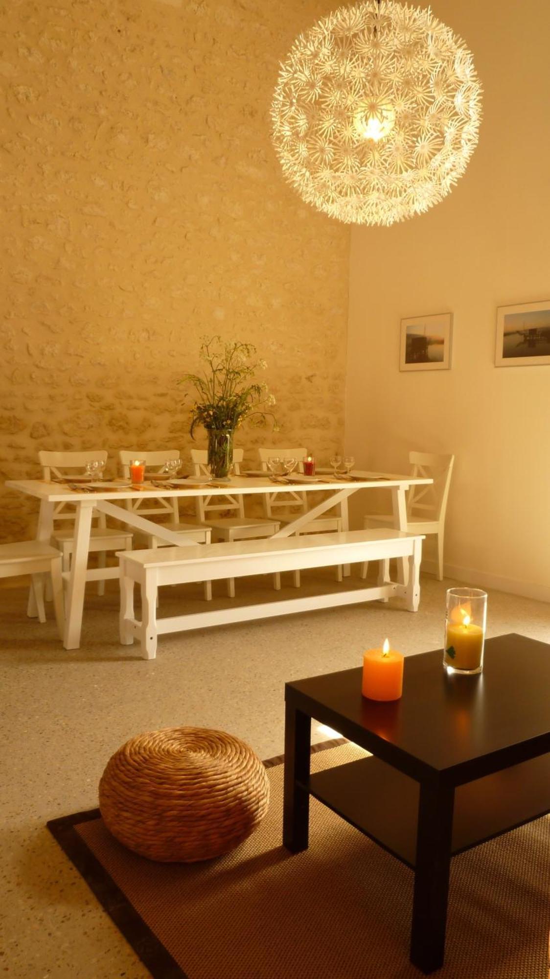 Le Domaine Des Aguins Guest House Saujon Bagian luar foto