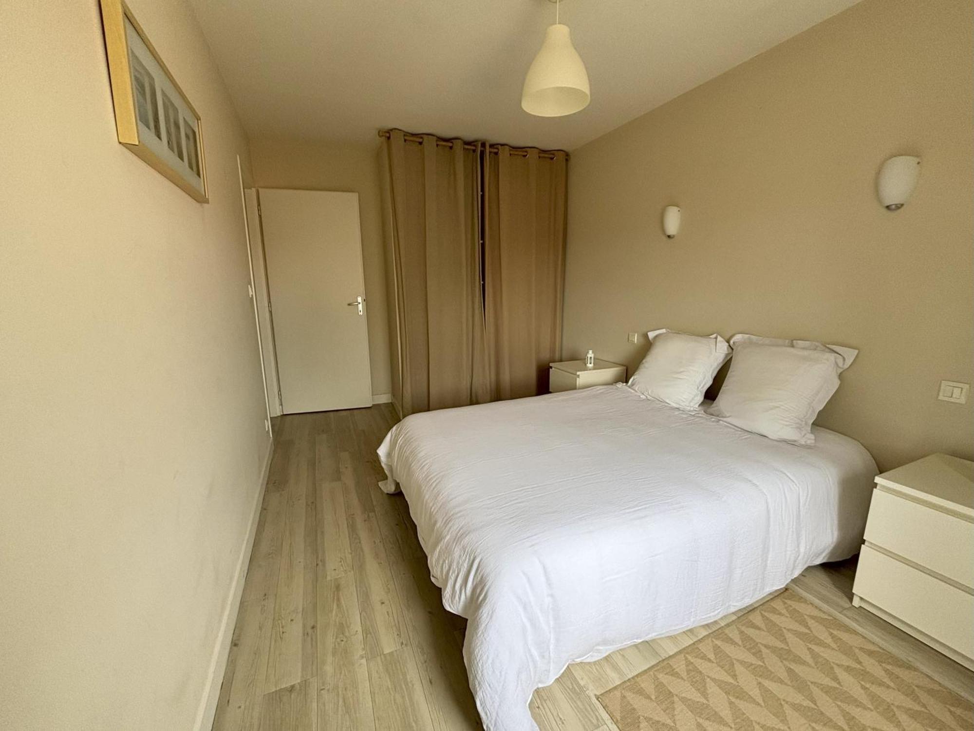 Le Domaine Des Aguins Guest House Saujon Bagian luar foto